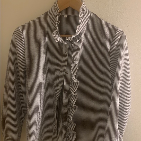 Gray Ruffle Button-Down Shirt - Picture 2 of 3
